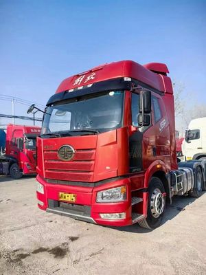 FAW использовал тяжелый грузовик 6x4 550hp J6P